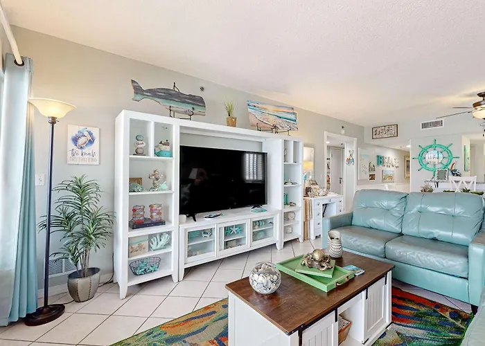 Holiday home Recently Renovated 5th-floor Oceanfront With Pool Ocean View & Wifi *
