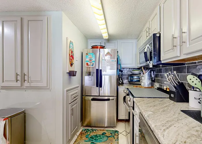 Recently Renovated 5th-floor Oceanfront With Pool Ocean View & Wifi